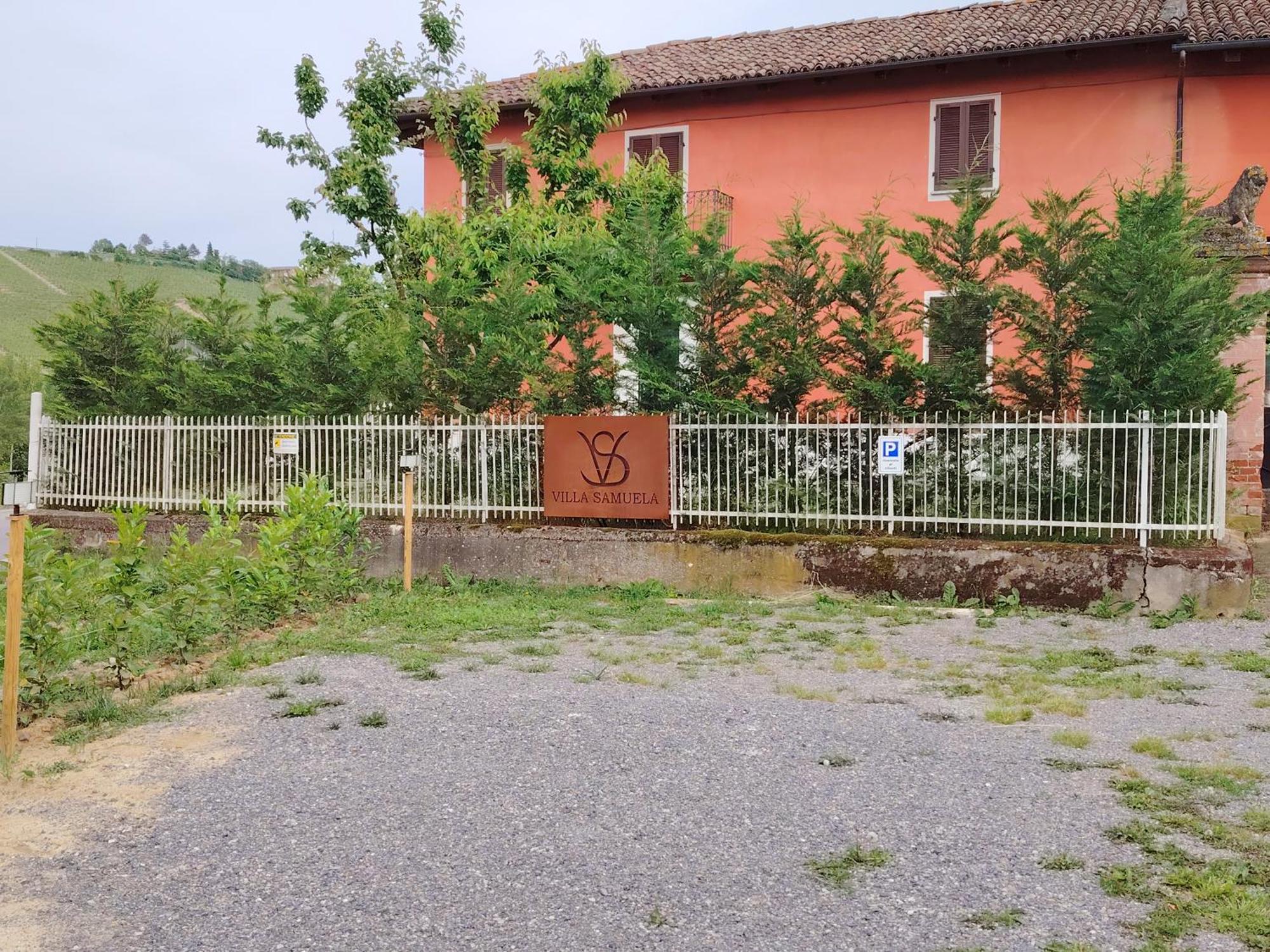 Villa Samuela Neive Zewnętrze zdjęcie